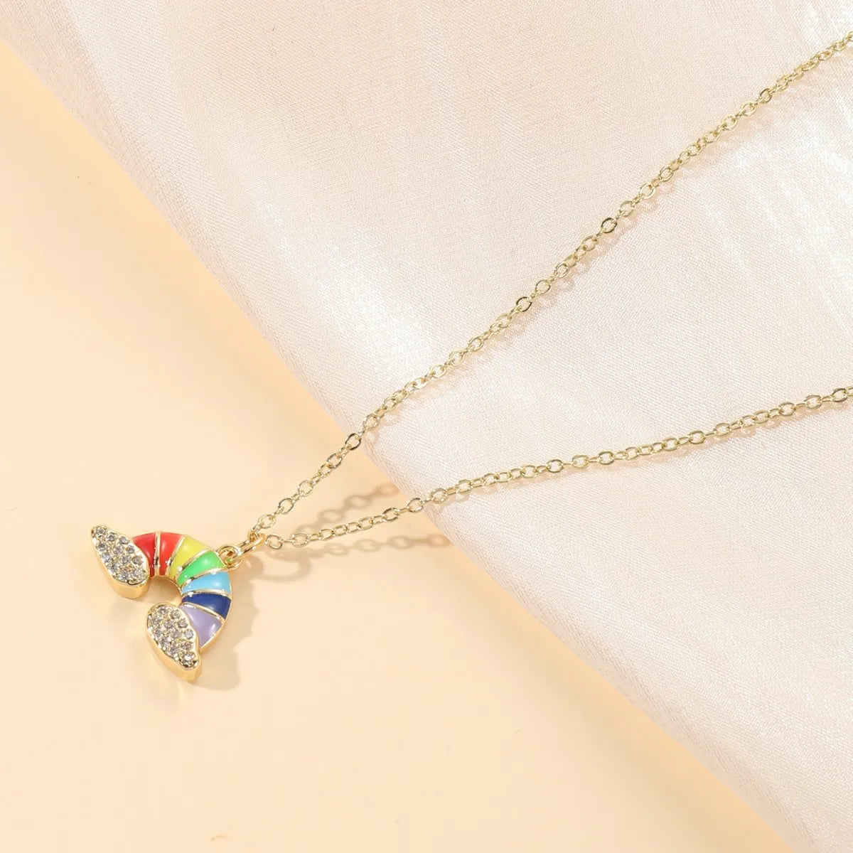 Copper Simple Style Rainbow Inlay Zircon Pendant Necklace