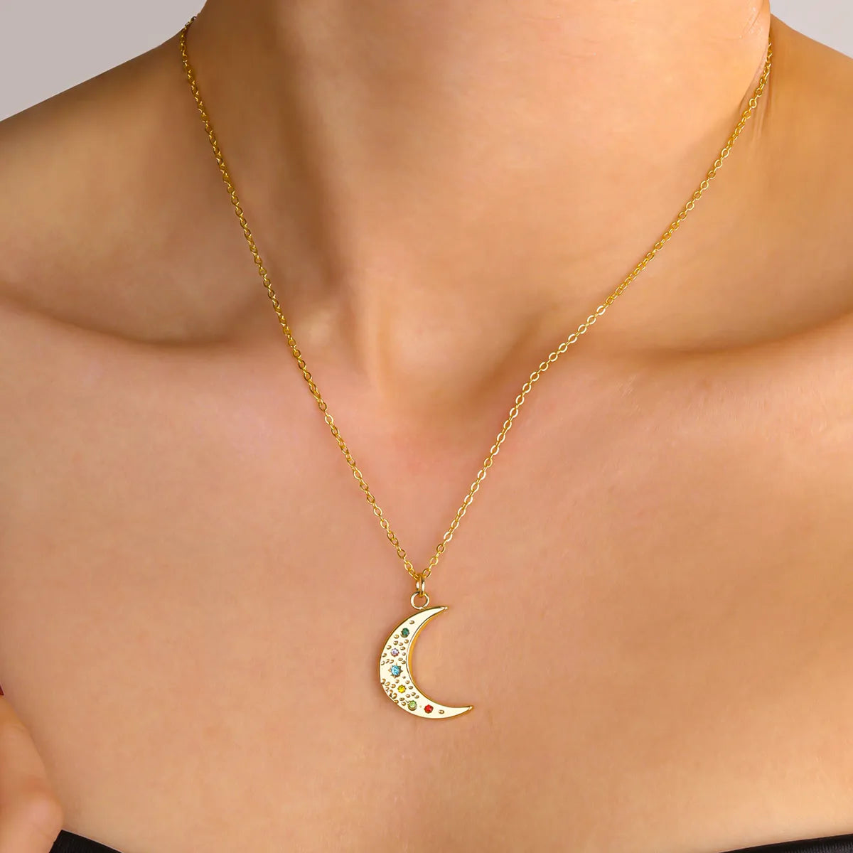 Copper Simple Style Roman Style Artistic Geometric Moon Inlay Zircon Pendant Necklace