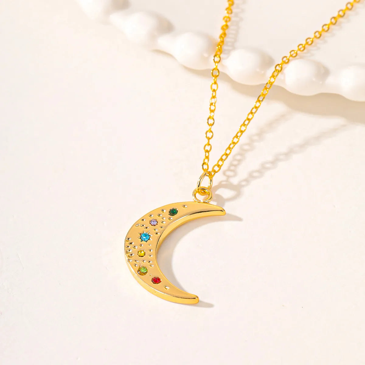 Copper Simple Style Roman Style Artistic Geometric Moon Inlay Zircon Pendant Necklace