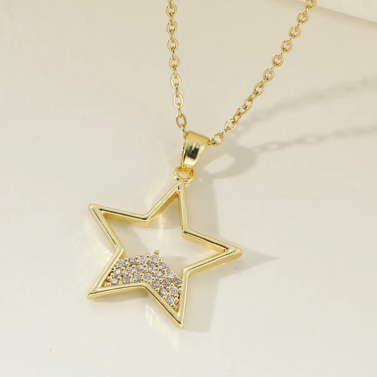 Copper Simple Style Star Inlay Zircon Pendant Necklace