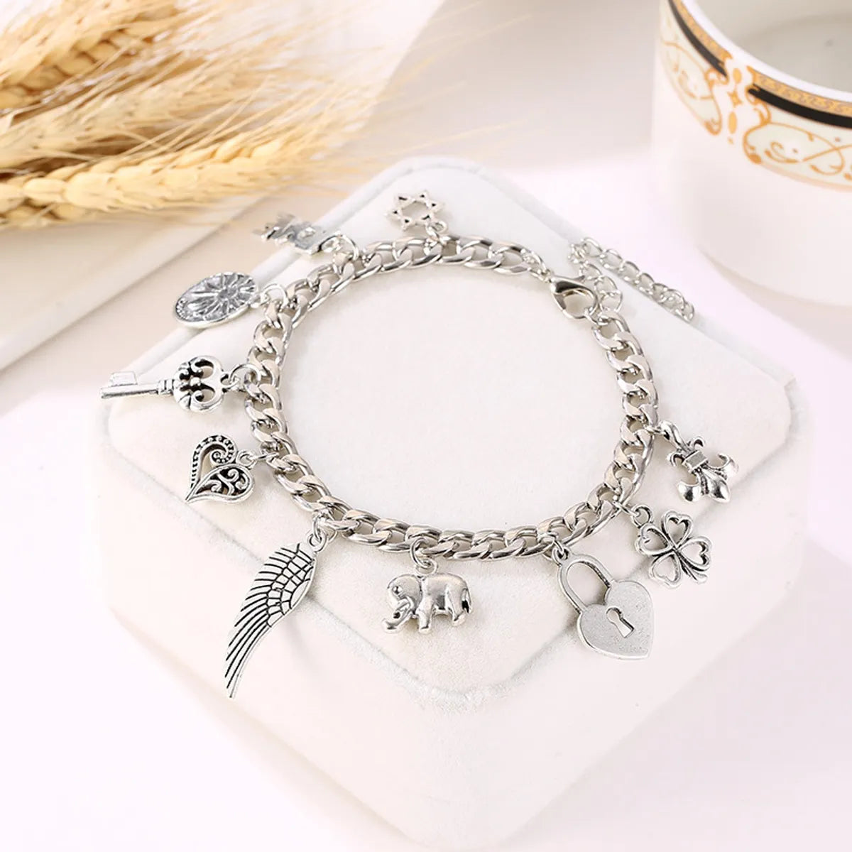 Creative Alloy Fashion Bracelet