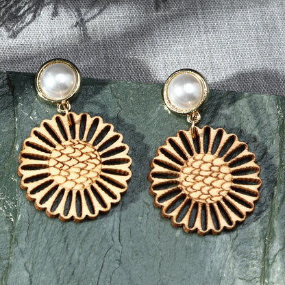 Creative Personality Sunflower Hollow Wood Retro Earrings Jewelry