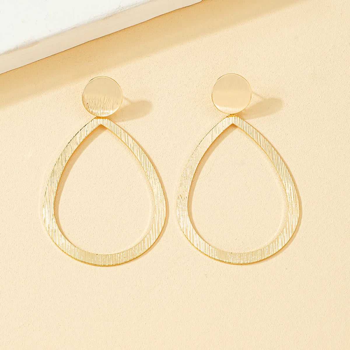 Ins Style Luxurious Lady Geometric Alloy Women's Earrings