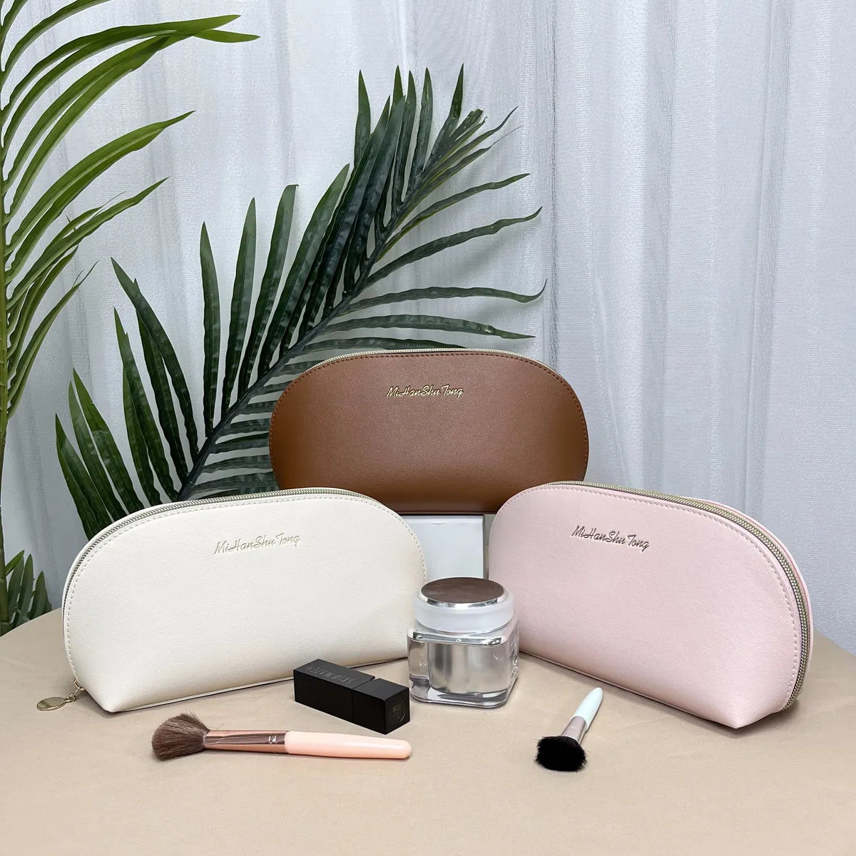 Cosmetic Bag Large Capacity High-End Waterproof Hand Storage Bag Fashion PU Portable Matte Cosmetic Bag New