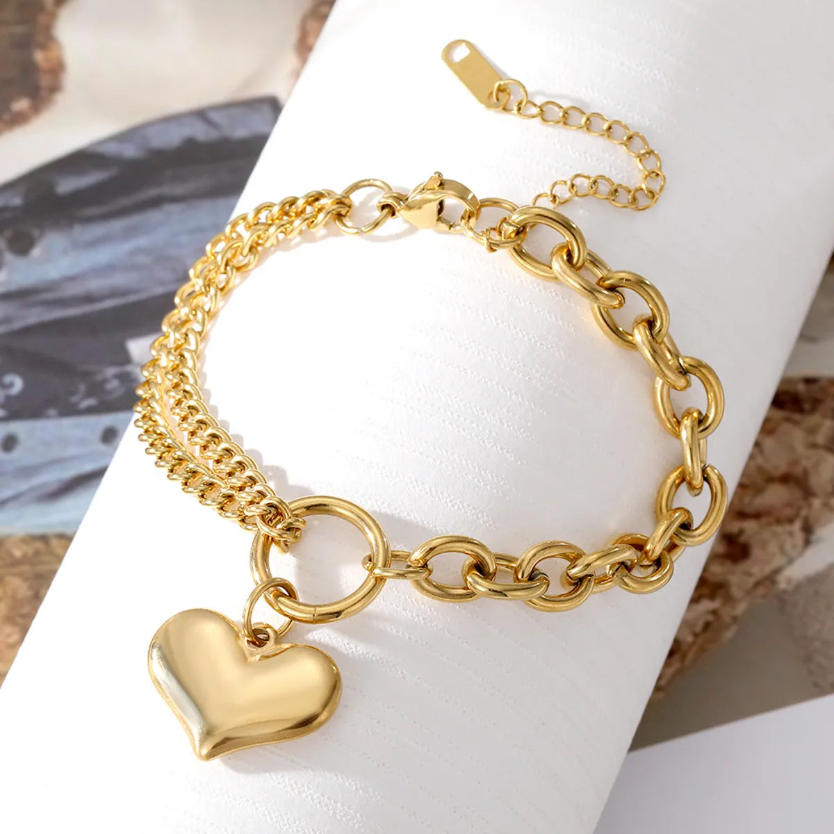 Simple Style Commute Heart Shape Taurus Stainless Steel Plating Gold Plated Bracelets