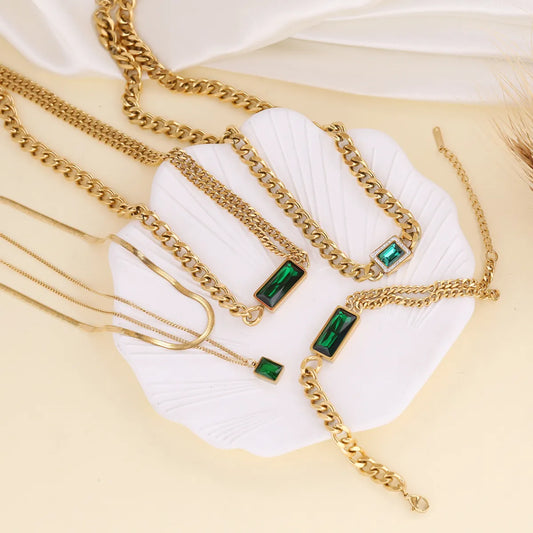 Cross-border New Retro Stainless Steel Necklace Emerald Pendant Niche Clavicle Chain