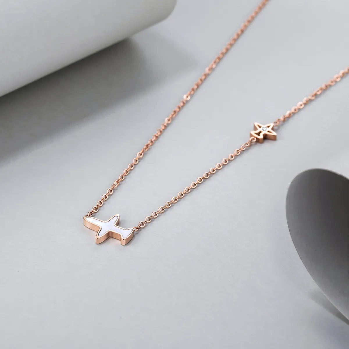 Cute Airplane Stainless Steel Plating Inlay Diamond Rose Gold Plated Necklace Pendant