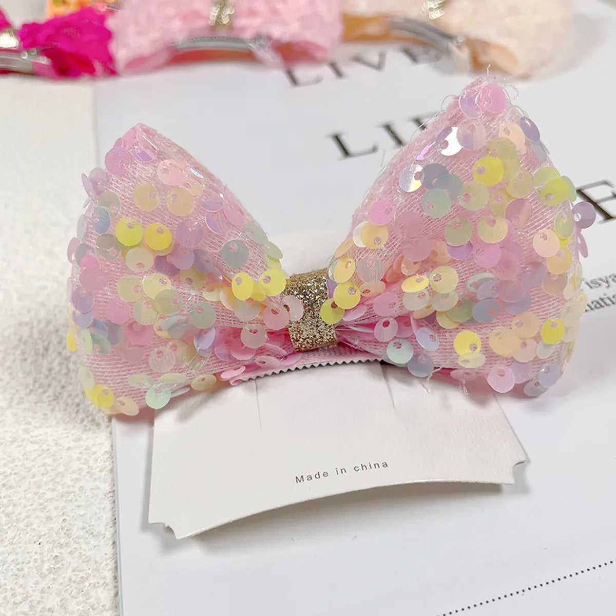 Cute Bow Knot Sequin Hair Clip 1 Piece