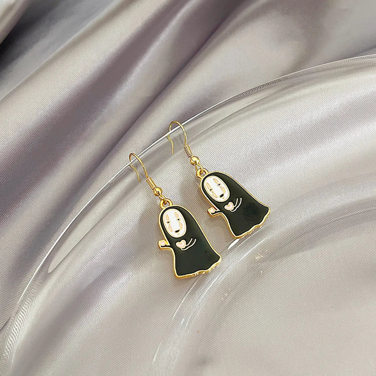 1 Pair Cute Cartoon Character Enamel Alloy Drop Earrings