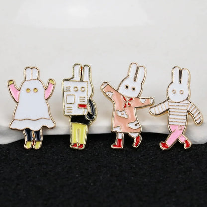 Cute Cartoon Rabbit Animal Vegetable Dripping Oil Alloy Brooch