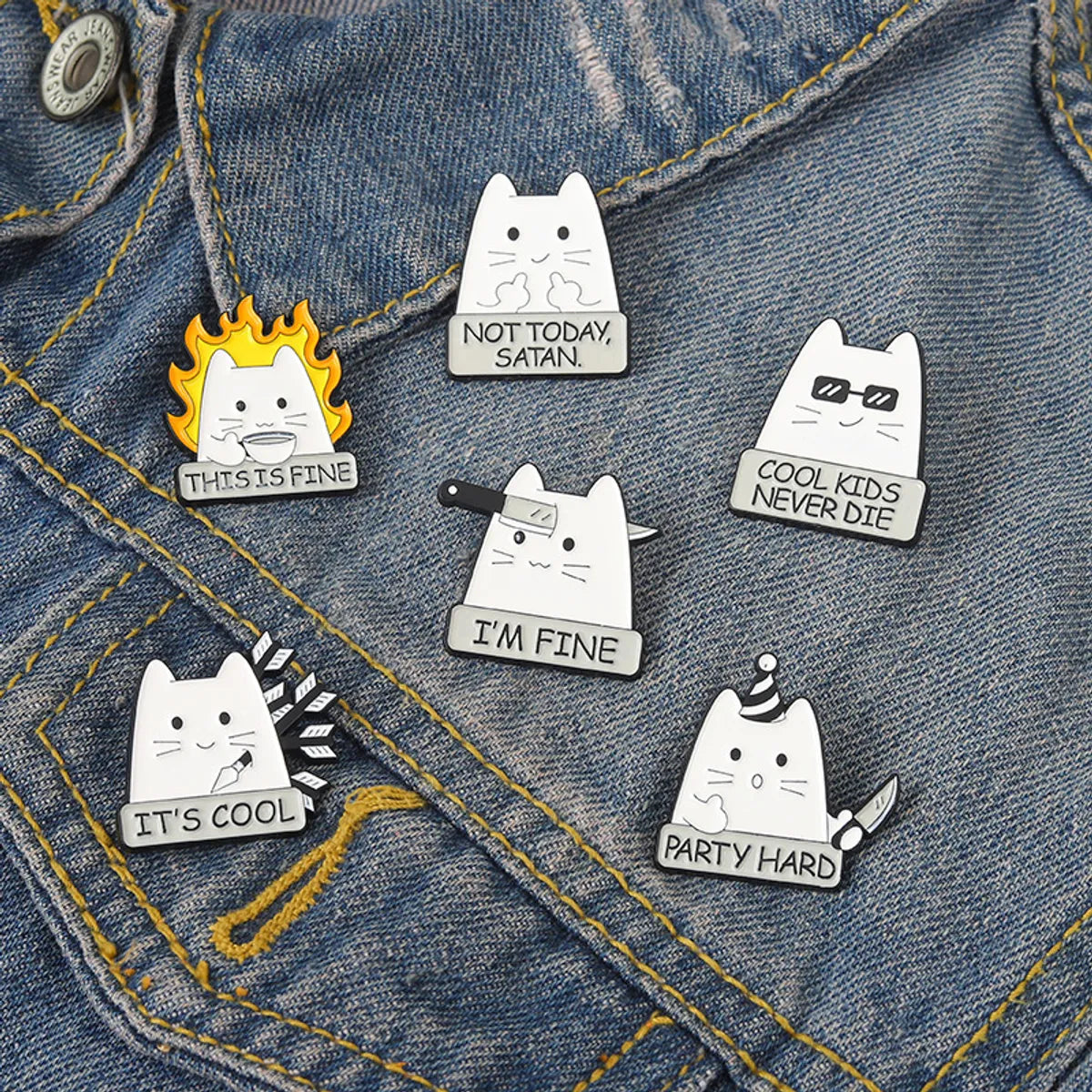 Cute Cat Alloy Plating Metal Brooches