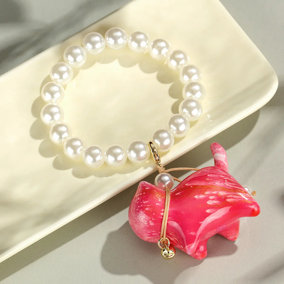 Cute Classic Style Animal Cat Bell Gold Plated Imitation Pearl Wood Porcelain Wholesale Bracelets