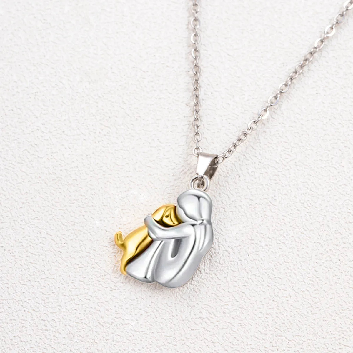 Cute Dog Alloy Irregular Vacuum Vapor Plating Black Gold Plated Women'S Pendant Necklace