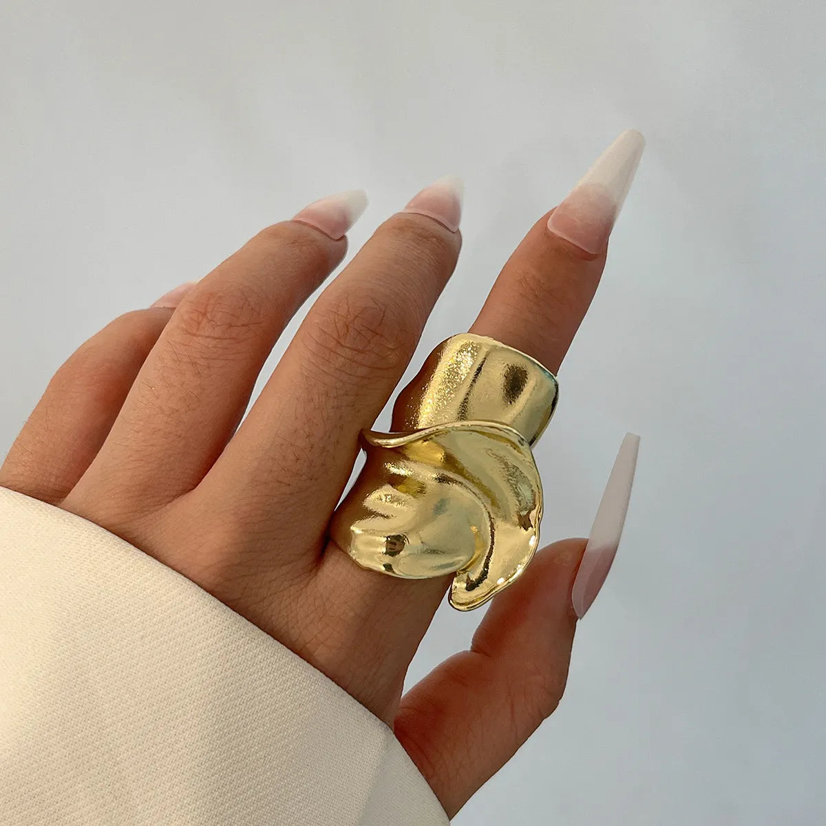 Cute Exaggerated Simple Style Asymmetrical Alloy Women'S Rings