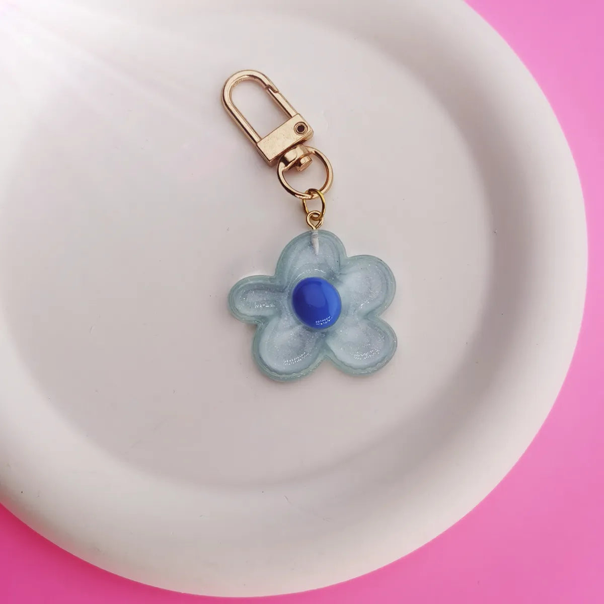 Cute Flower Alloy Bag Pendant Keychain