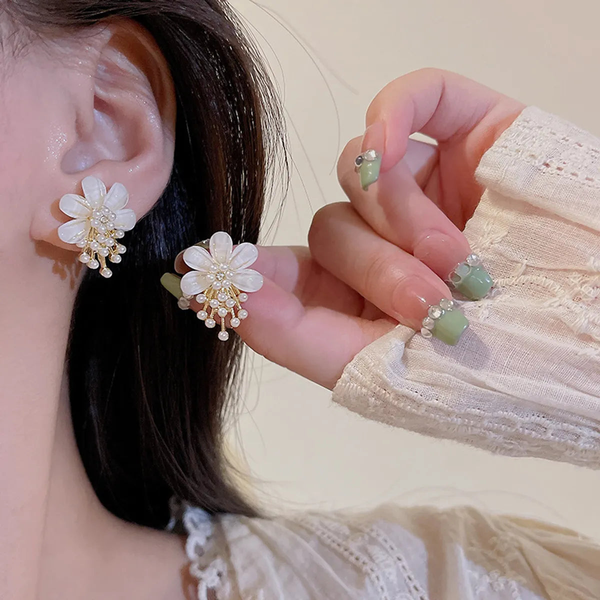 Cute Flower Alloy Plating Women'S Drop Earrings 1 Pair