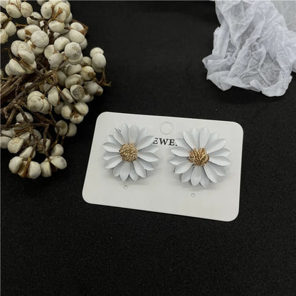 Cute Flower Alloy Plating Women'S Ear Studs