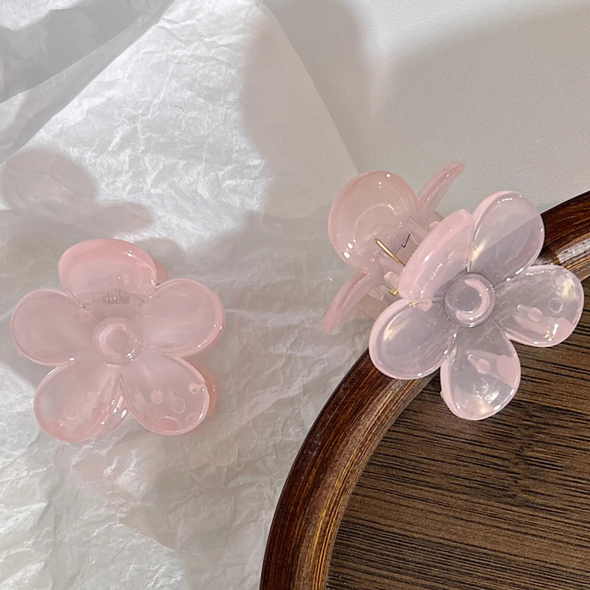 Cute Flower Shape Small Size Plastic Hair Claw