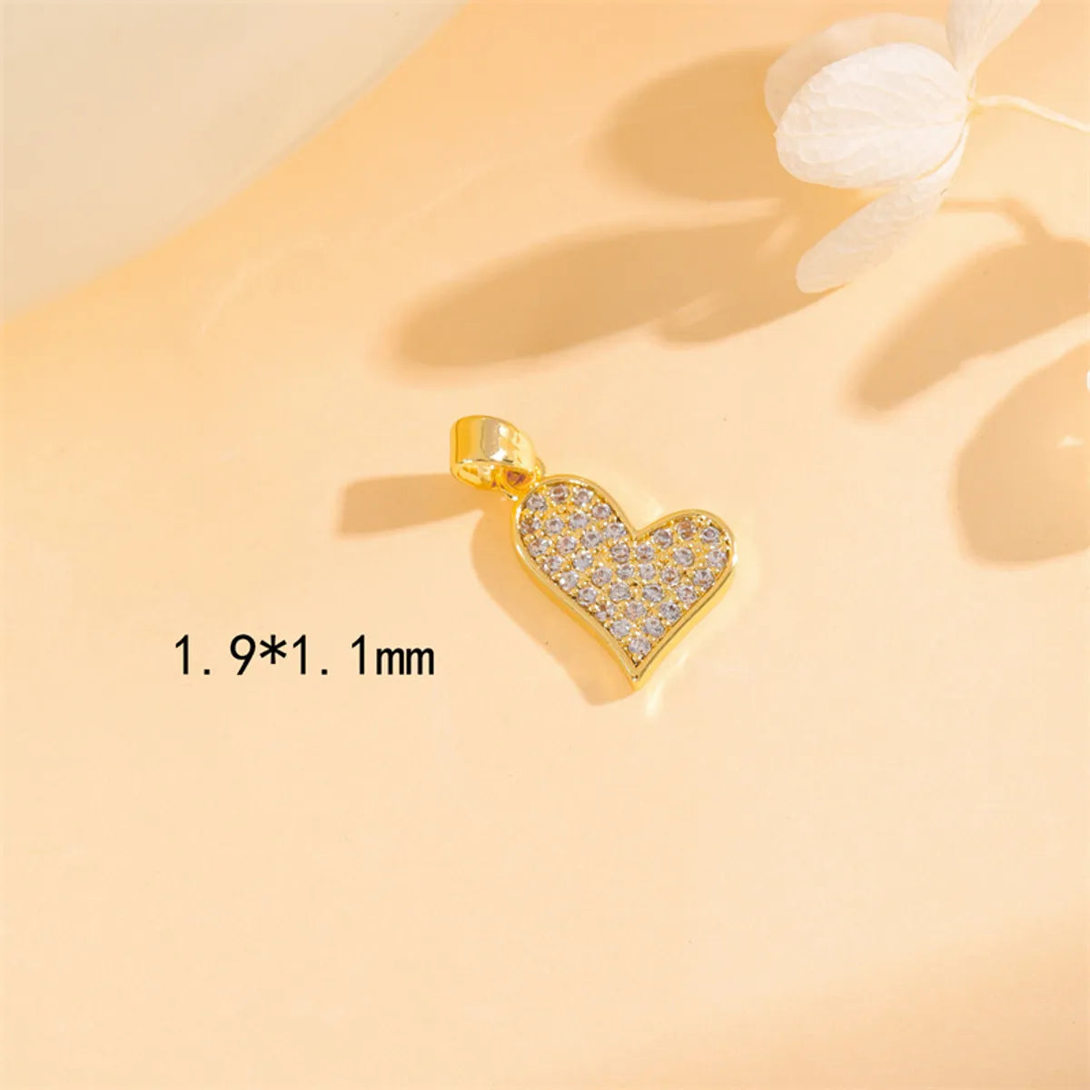 Wholesale Cute Handmade Shiny Sunflower Leaves Heart Shape Brass Plating Inlay 18K Gold Plated Zircon