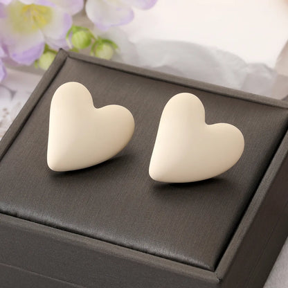 Wholesale Jewelry 1 Pair Cute Heart Shape Alloy Resin Ear Studs