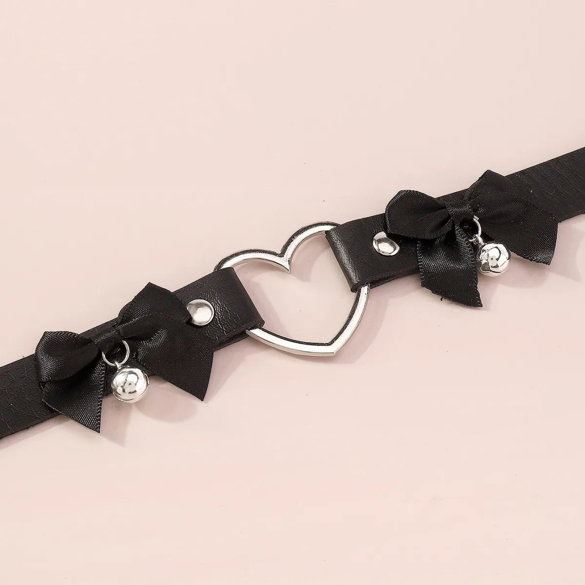 Cute Heart Shape Bow Knot Alloy Choker 1 Piece