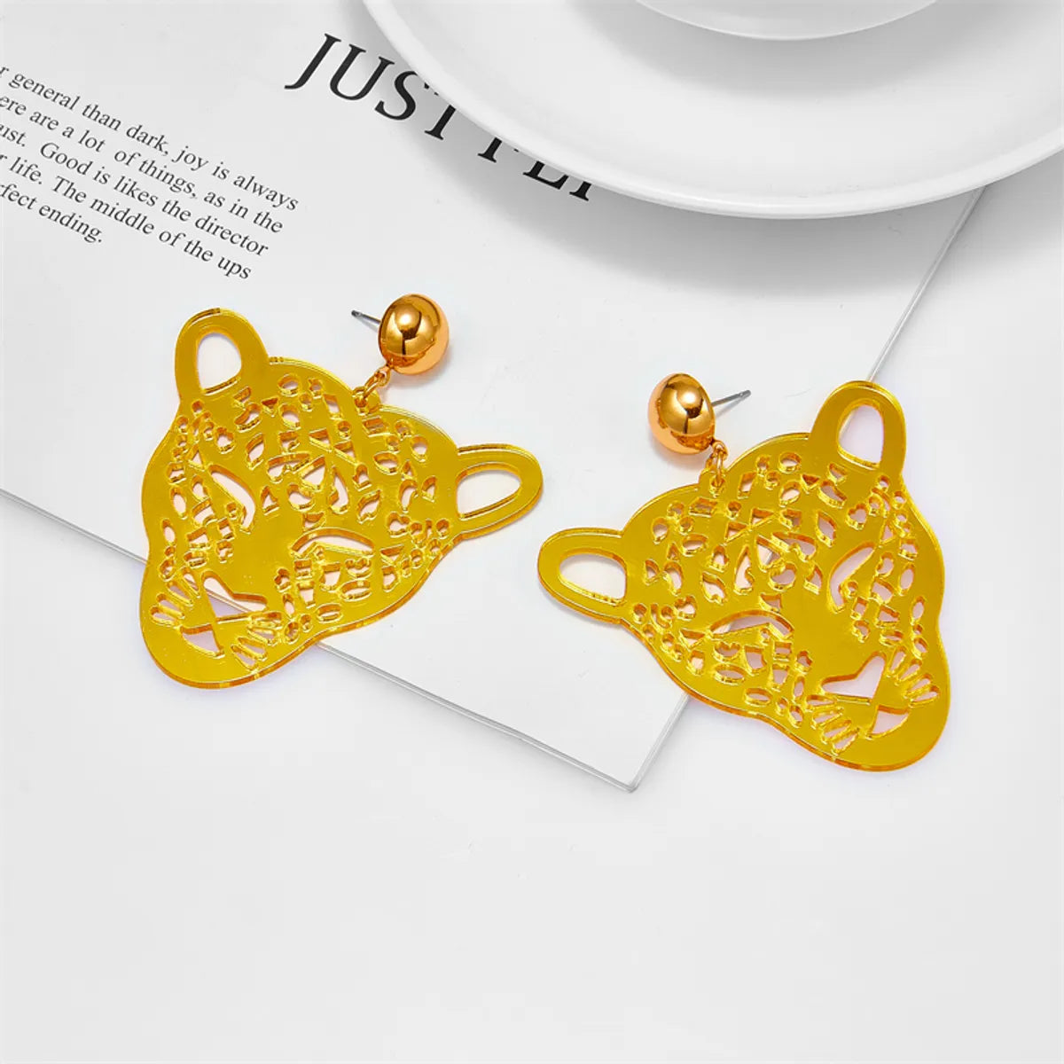 Cute Leopard Arylic Hollow Out Women's Dangling Earrings 1 Pair