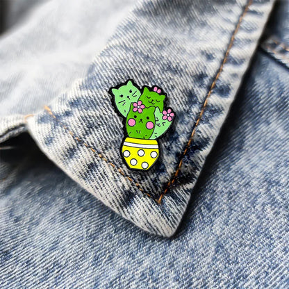 Cute Pastoral Cactus Cat Alloy Stamping Stoving Varnish Plating Unisex Brooches