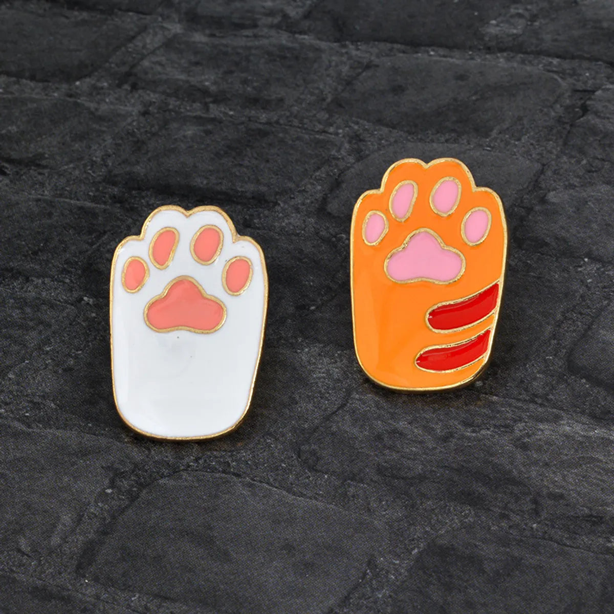 Cute Paw Print Alloy Stoving Varnish Unisex Brooches