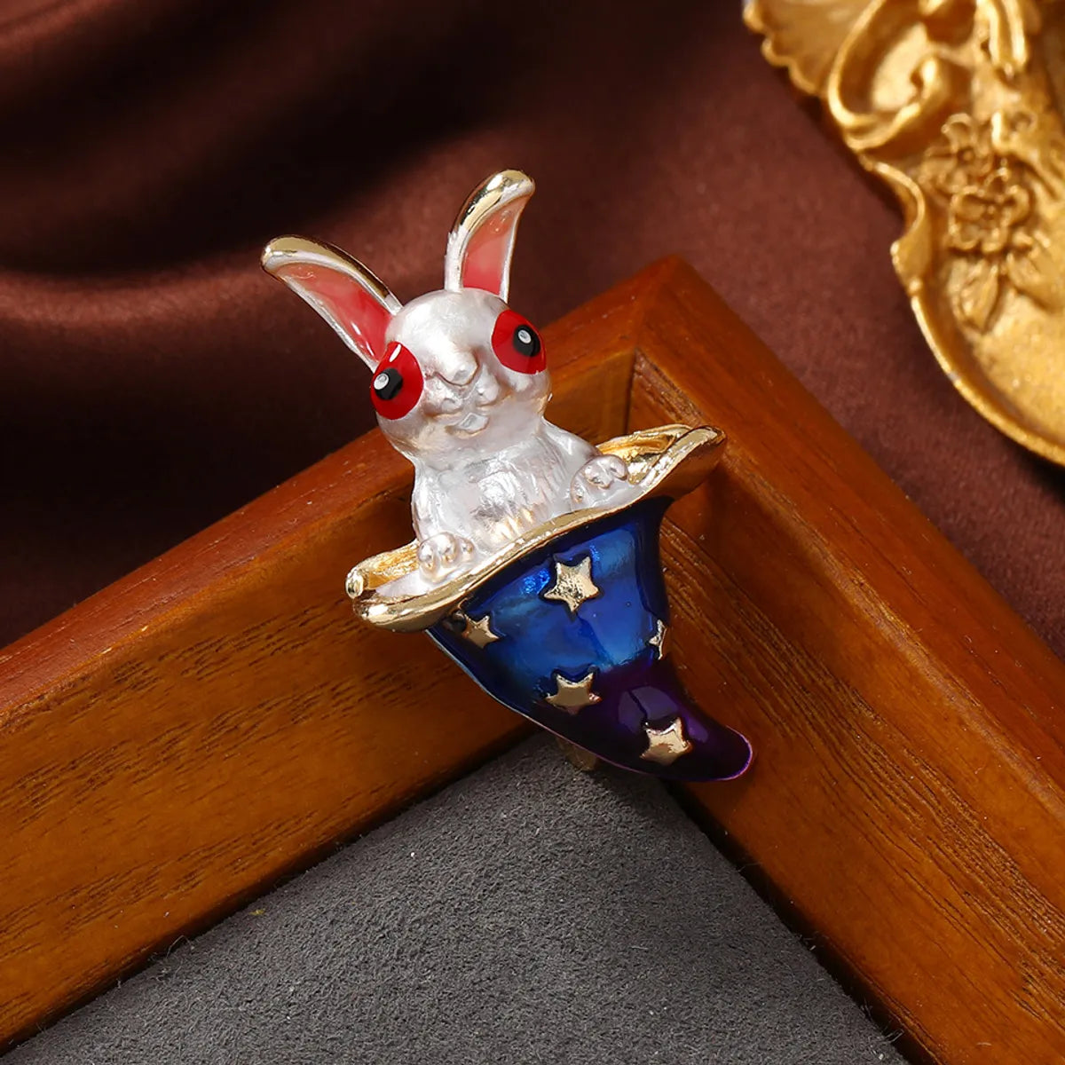 Cute Retro Rabbit Alloy Enamel Inlay Rhinestones Unisex Brooches