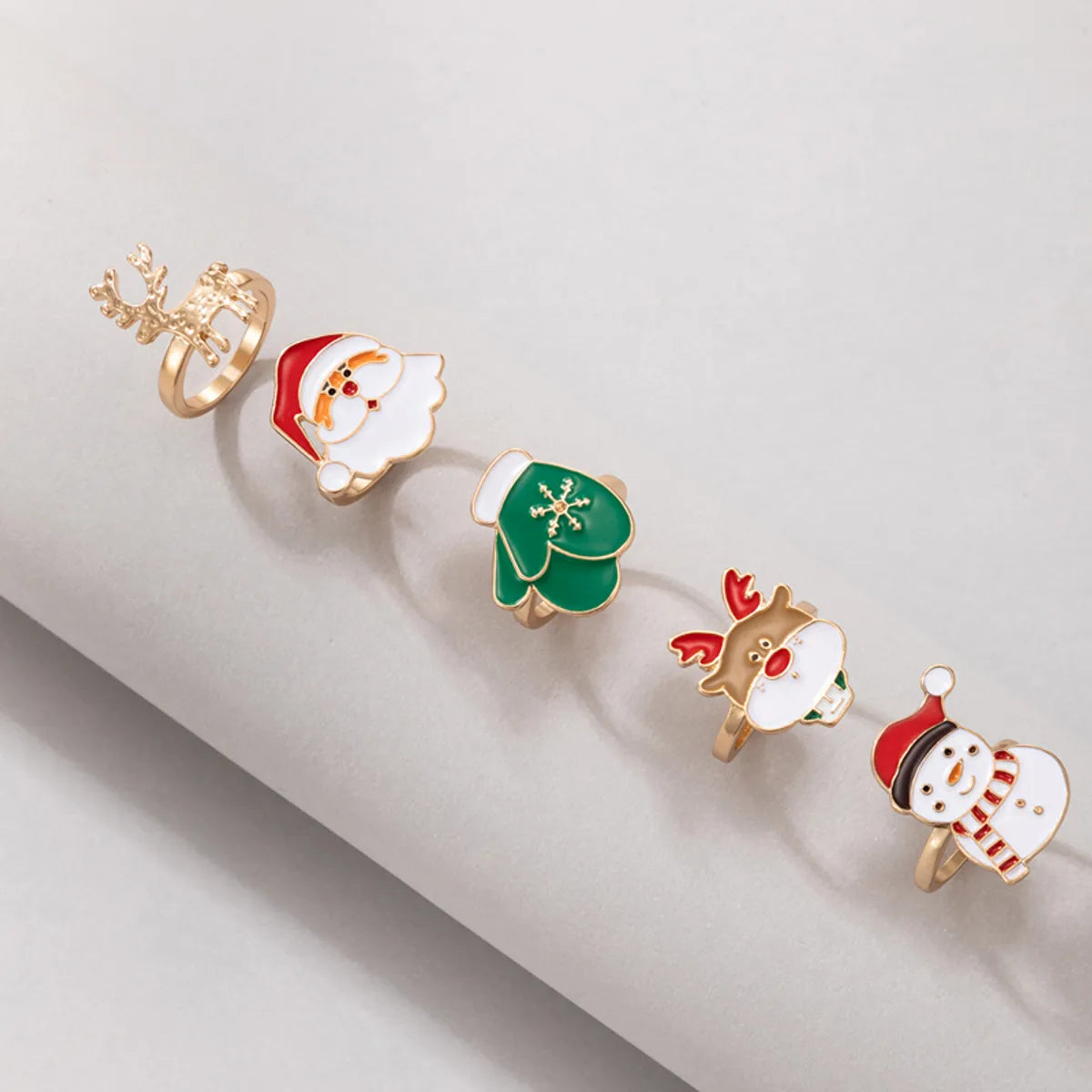 Cute Santa Claus Snowman Elk Alloy Enamel Women'S Rings 5 Pieces