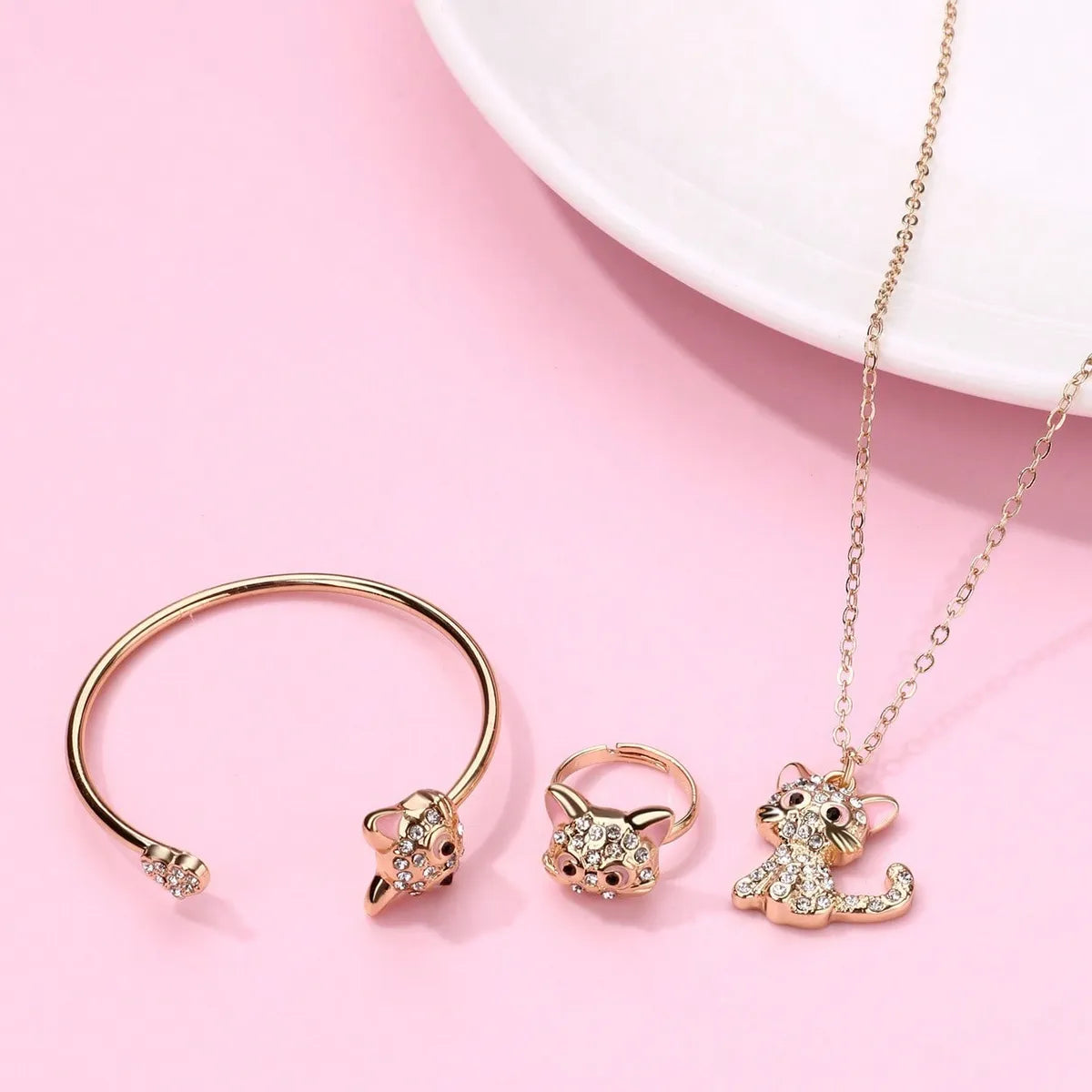 Cute Shiny Cat Alloy Iron Zinc Enamel Inlay Rhinestones Gold Plated Girl'S Jewelry Set