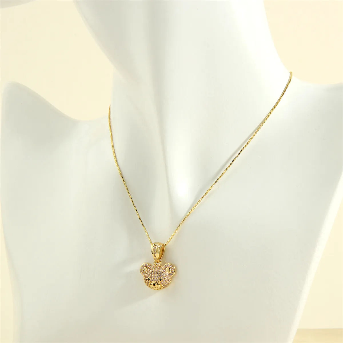 Cute Simple Style Little Bear Copper 18k Gold Plated Zircon Pendant Necklace In Bulk