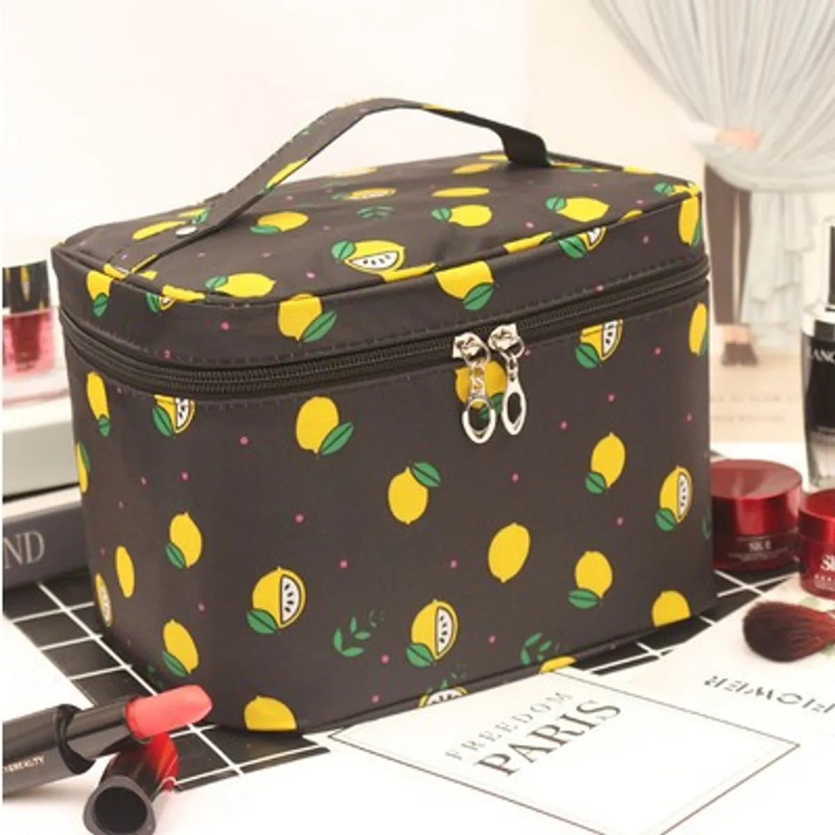 Cute Star Fruit Polyester Square Makeup Bags