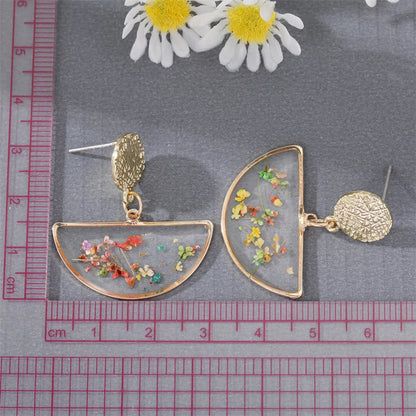 Cute Style Dried Flower Little Daisy Semicircle Transparent Pendant Earrings