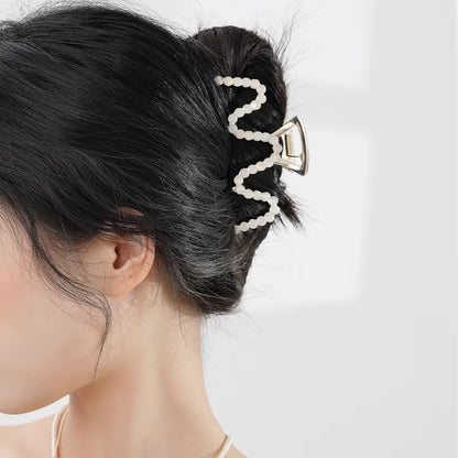 Cute Sweet Flower Alloy Inlay Pearl Hair Claws