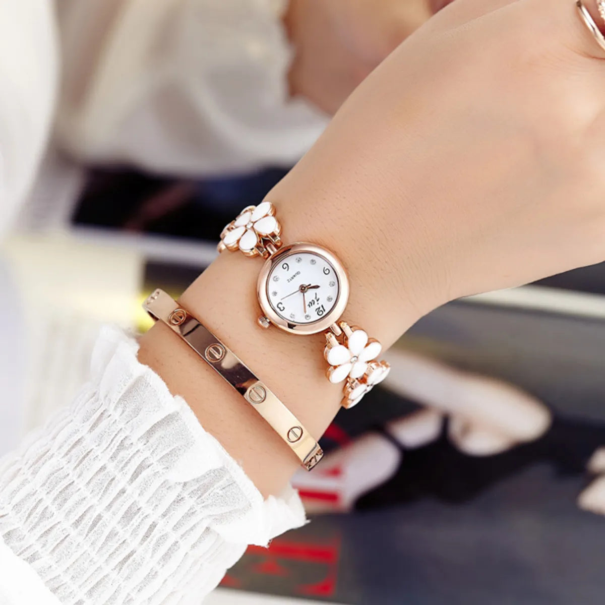 Cute Sweet Flower Jewelry Buckle Quartz Women'S Watches