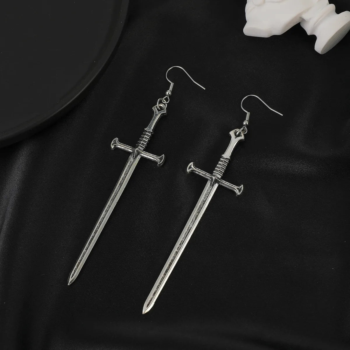 Retro Fashion Simple Style Alloy No Inlaid Earrings