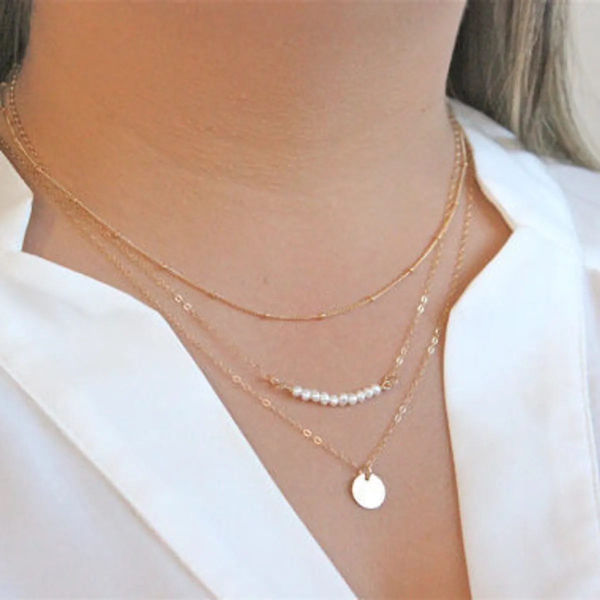 Double-layer Bead Chain Pearl Sequins Multi-layer Short Necklace