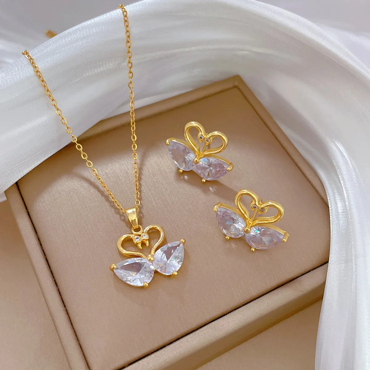 Elegant Animal Titanium Steel Copper Plating Inlay Artificial Diamond Earrings Necklace