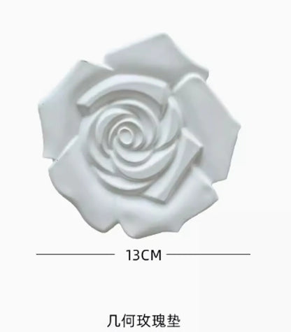 Elegant Artistic Flower Gypsum Carving Jewelry Display