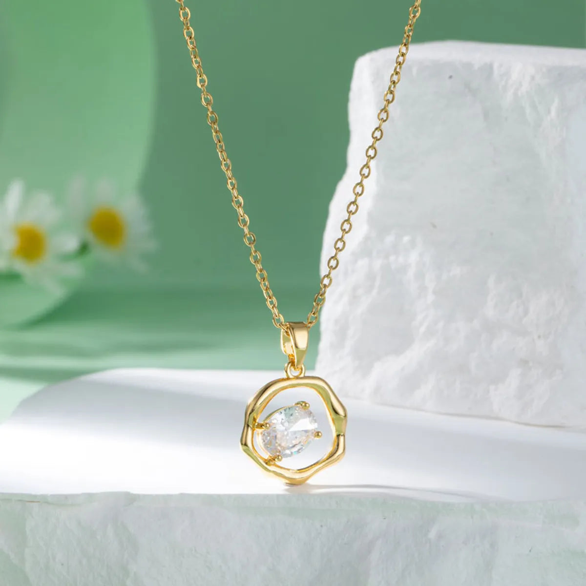 Stainless Steel Titanium Steel 18K Gold Plated Elegant Artistic Plating Inlay Heart Shape Flower Bow Knot Zircon Pendant Necklace