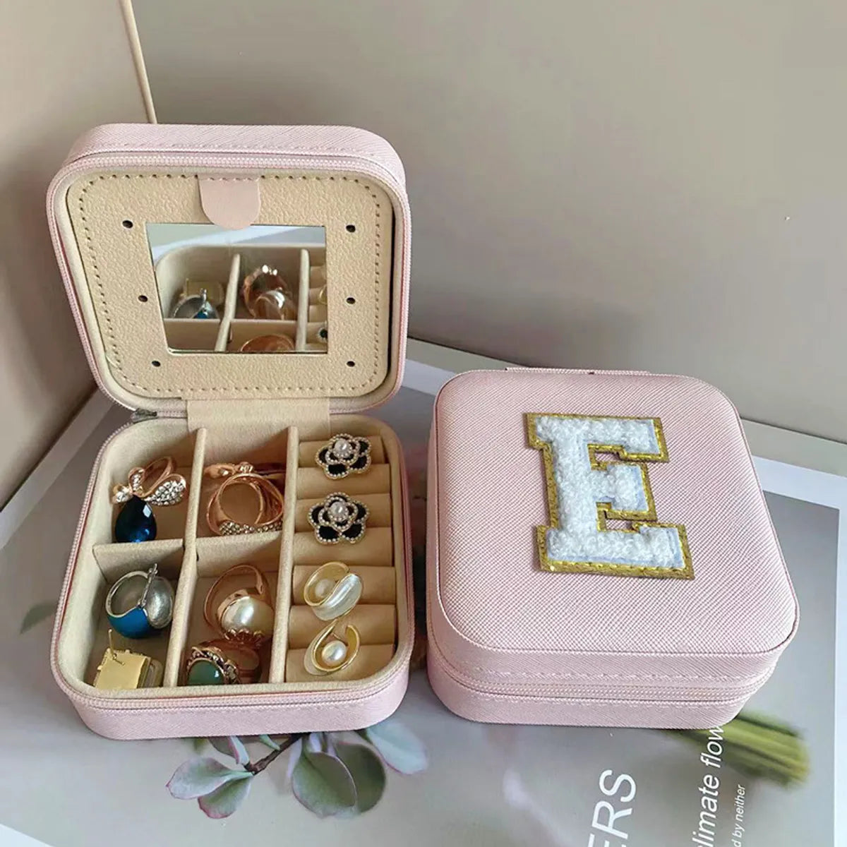 Elegant Basic Classic Style Letter Solid Color Pu Leather Jewelry Boxes