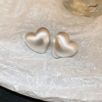 1 Pair Elegant Circle Heart Shape Solid Color Plating Metal Earrings