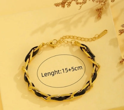 Elegant Circle Roman Numeral Butterfly Titanium Steel Plating 18k Gold Plated Bracelets