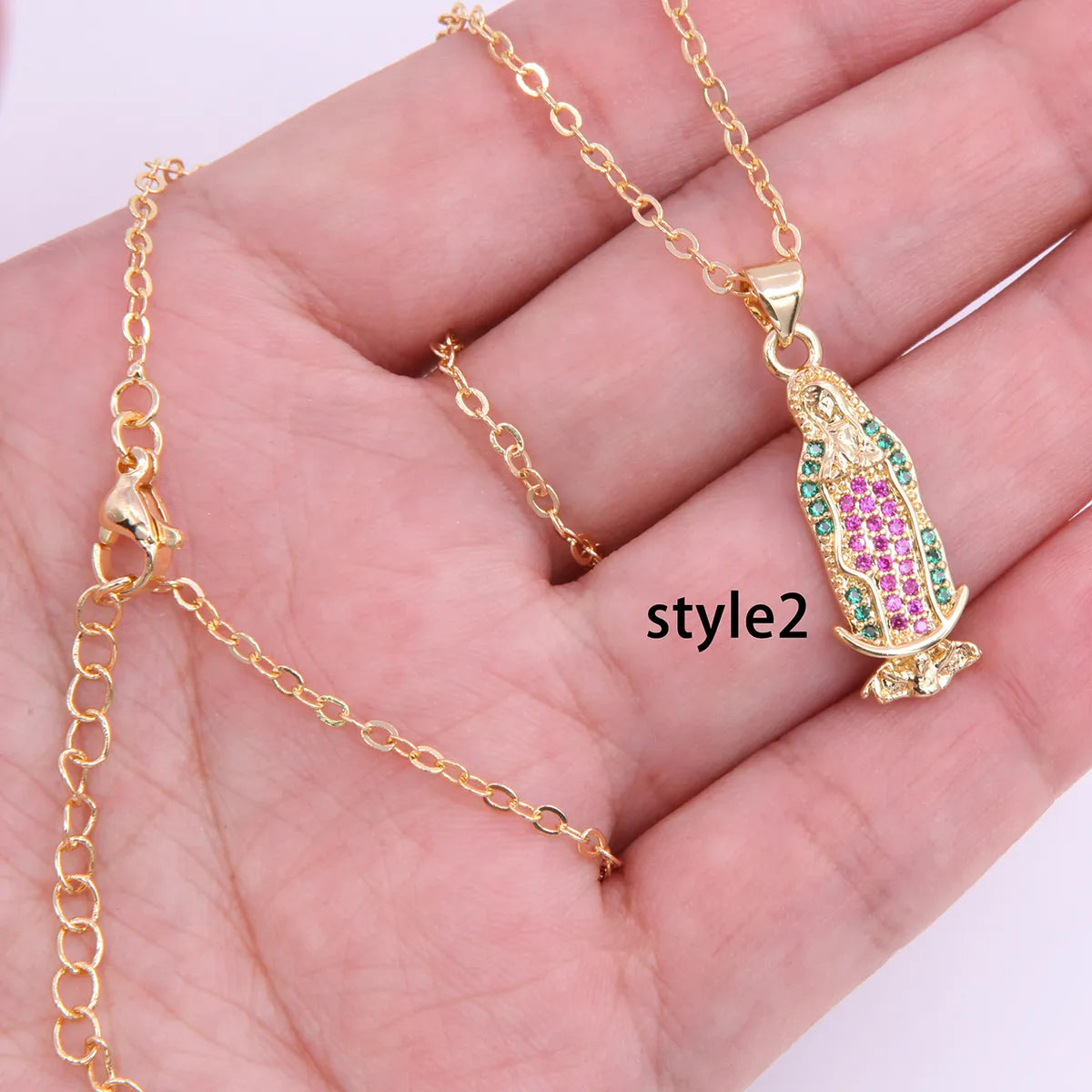 Elegant Classic Style Shiny Human Copper Polishing Plating Inlay Zircon 18k Gold Plated Pendant Necklace Sweater Chain