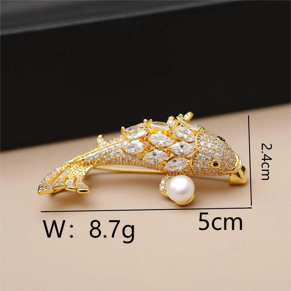 Elegant Cute Queen Carp Copper Inlay Pearl Zircon Women'S Brooches 1 Piece