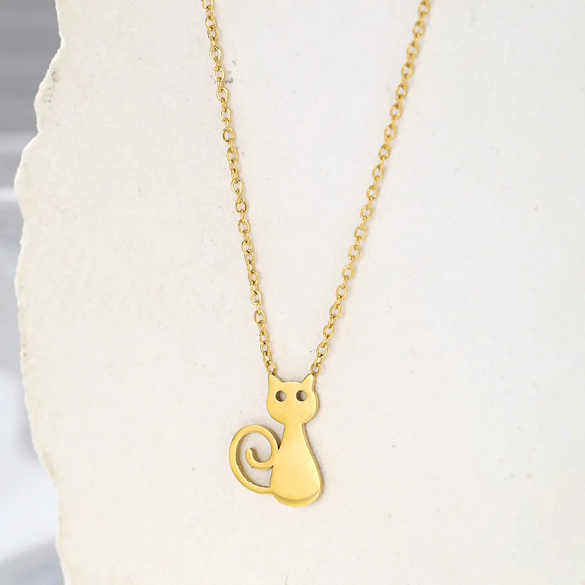 Elegant Cute Solid Color Stainless Steel Plating Hollow Out 18k Gold Plated Pendant Necklace