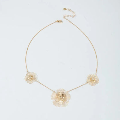 Elegant Exaggerated Flower Alloy Wholesale Pendant Necklace