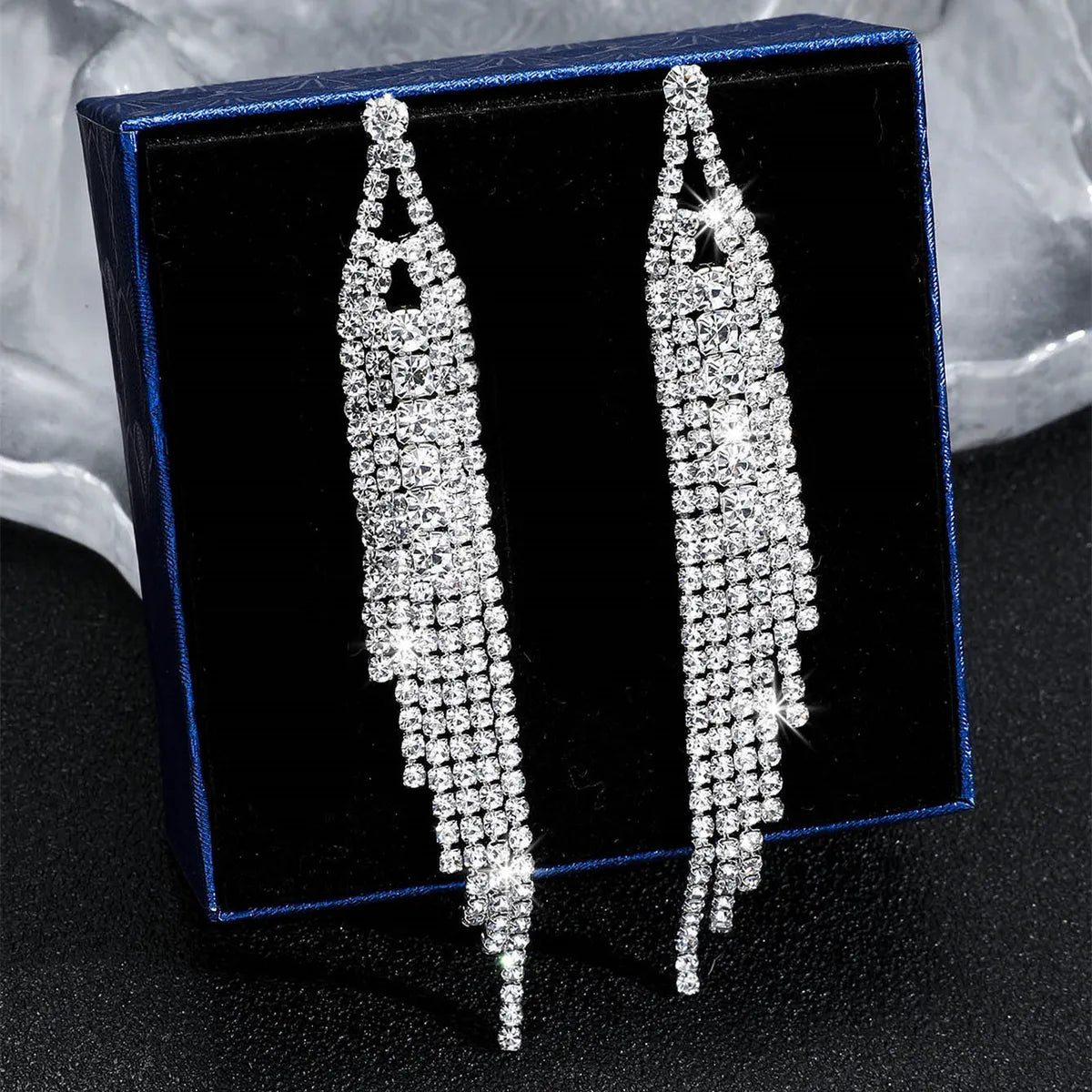 Elegant Exaggerated Shiny Geometric Rhinestone Tassel Women's Ear Studs