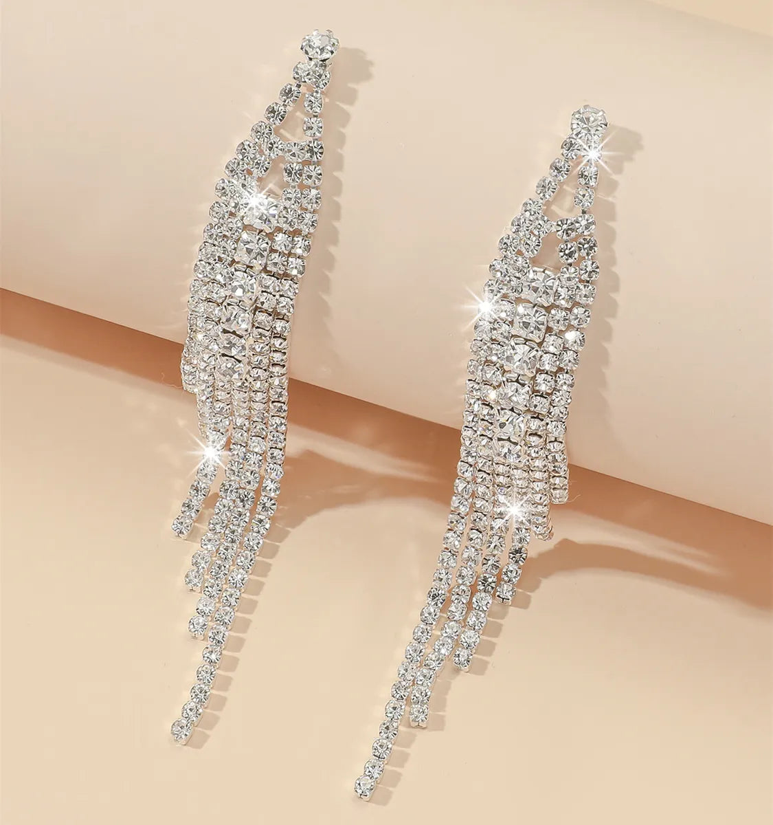 Elegant Exaggerated Shiny Geometric Rhinestone Tassel Women's Ear Studs